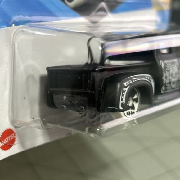 2025 HOT WHEELS CUSTOM '56 FORD TRUCK 8/10 Celebration Racers #233 NEW - Picture 4 of 9